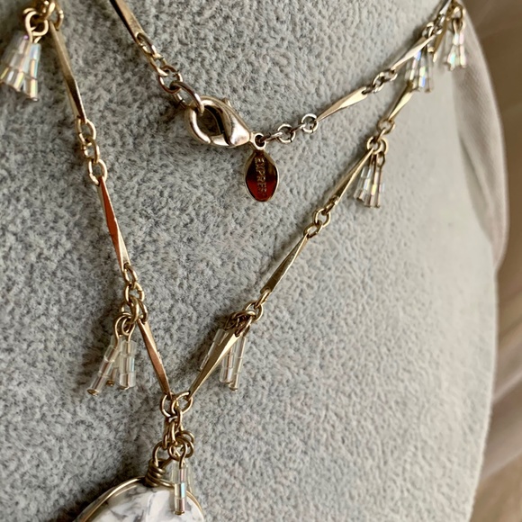 Express White Howlite Crystal Dangle 32" Necklace - Picture 5 of 12